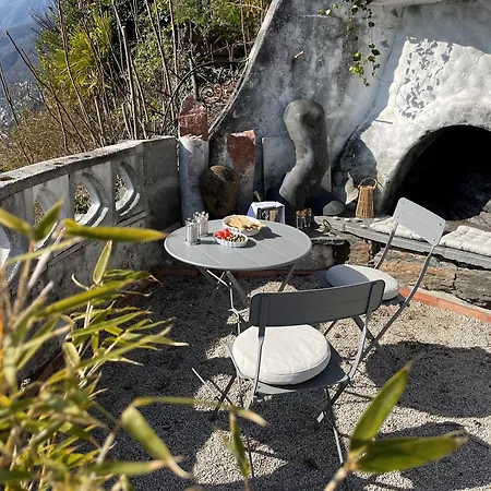 Casa Panorama By Fewotessin * Ronco sopra Ascona